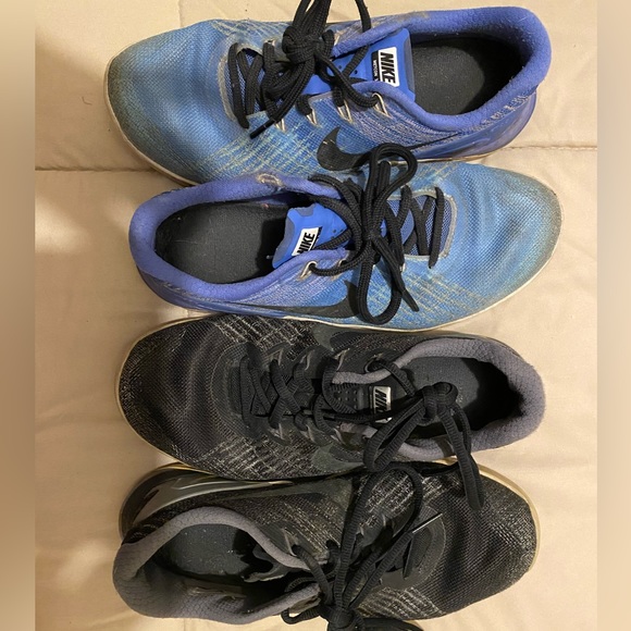 Two pairs women’s 7.5 Nike metcons - Picture 1 of 3